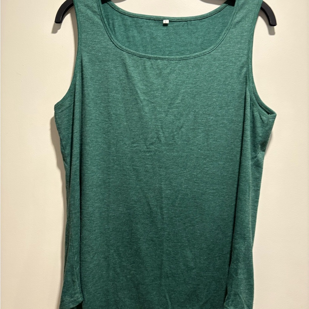 Green Sleeveless Women's Top